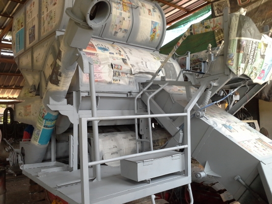 เสร็จแล้วครับ ขาย ไทยเจริญ เดิน 10 ht  เครื่องมิตตซู 220 ปั้มไดกิ้น 22