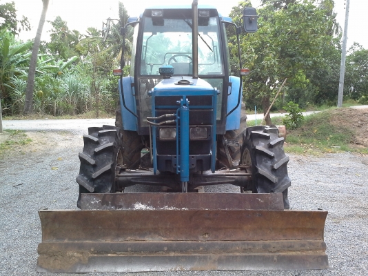 ขายฟอดร์ 6640 สองเพานิวฮอแลน เกียรธรรมดา 12&times;12 แอเย็นดันหน้าหางสี่ไคเฮงหลี เล่มทะเบียนพร้อมใช้