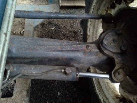 ขายฟอดร์ 6640 สองเพานิวฮอแลน เกียรธรรมดา 12&times;12 แอเย็นดันหน้าหางสี่ไคเฮงหลี เล่มทะเบียนพร้อมใช้