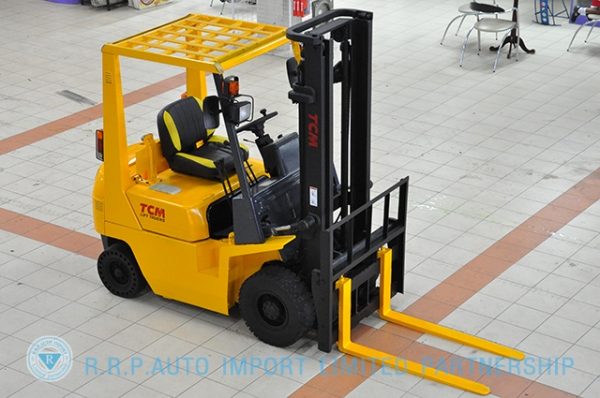 ขายรถโฟล์คลิฟท์มือสอง TCM  รุ่น FG15 ราคา 155,000 บาท นำเข้าจากประเทศญี่ปุ่น 100\% ไม่เคยใช้งานในไทย