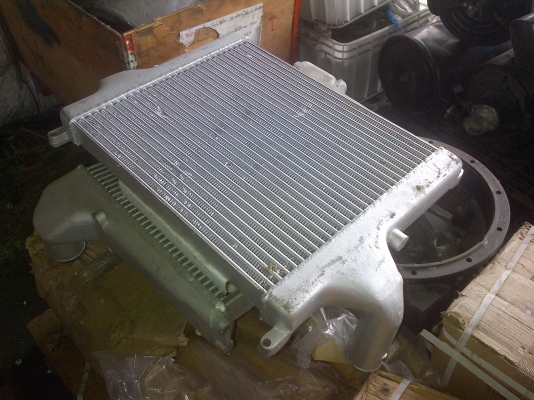 อินเตอร์คูลเลอร์  NISSAN ISUZU HENO  ราคา 8500 บาท โทร 0906208746