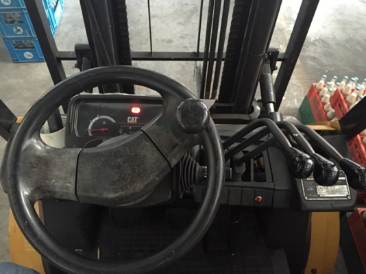 ขายรถ ฟอร์คลิฟท์ 3 ตัน CAT
