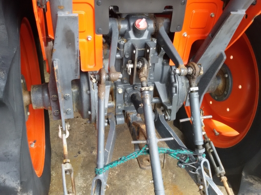 ปัญญาแทรคเตอร์..จัดมาให้ครับ ด่วน!!!คูโบต้า L3608 ตัวเปล่า รถไร่สีเดิมๆ