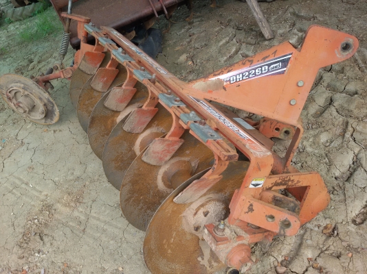 ปัญญาแทรคเตอร์..จัดมาให้ครับ ด่วน!!!คูโบต้า L3608 ตัวเปล่า รถไร่สีเดิมๆ