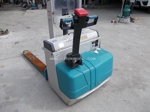 ขาย รถยกไฟฟ้า TOYOTA 3HSW9 รหัสสินค้า : 80803063 Line ID: nihonmono หรือเพิ่มเติมไดที่ www.nihonmono.com ขาย รถยกไฟฟ้า TOYOTA 3HSW9 รหัสสินค้า : 80803063 Line ID: nihonmono หรือเพิ่มเติมไดที่ www.nihonmono.com