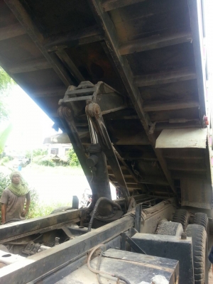 ขายด่วนรถสิบล้อFM2Kดั้มเกษตรเครือง260แรงปี44รถสวยเดิม