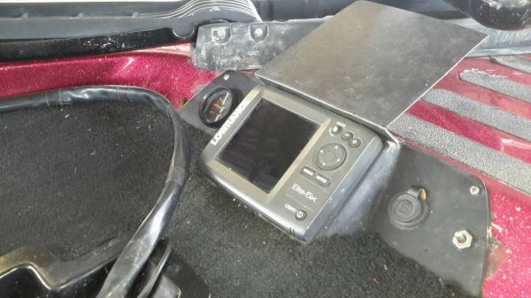 ขายเรือแบส ขายเรือแบส RANGER17.5 ฟุต V MAX 255 3.1L