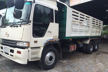 ขาย10ล้อ2เพลาดั้ม HINO PROFIA super dophin2 เครื่อง p11c-td 325แรง สวยมาก ตามรูป The Hino F-Series truck's model รถจด 2554 รถสวยมาก เครื่อง เกียร์ ใหม่มาก พร้อมใช้งาน