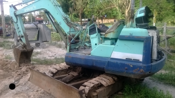 ขายด่วนรถแบ็คโฮ KUBOTA PC 35 ขายด่วนรถแบ็คโฮ KUBOTA PC 35