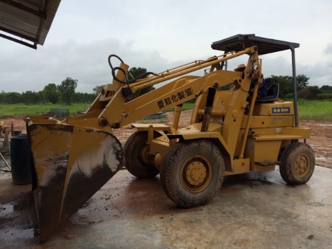 ขายรถตัก  TCM