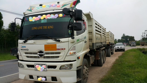 ขายรถบรรทุก 22 ล้อพ่วงแม่ลูกดัมพ์ HINO MEGA 380 แรงม้าปี 2555 ลูกพ่วงสามมิตร 3 เพลา ราคา 2850000