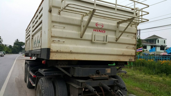 ขายรถบรรทุก 22 ล้อพ่วงแม่ลูกดัมพ์ HINO MEGA 380 แรงม้าปี 2555 ลูกพ่วงสามมิตร 3 เพลา ราคา 2850000