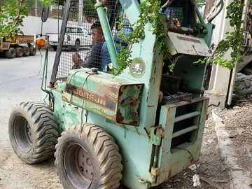 รถตักล้อยาง TOYOTA: SDK 8  JOBSUN เครื่องดีเซล 4 สูบ เก่าญี่ปุ่น ชมวีดีโอได้ครับ