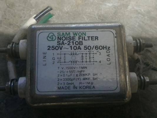 ชุดกรองสัญญาณรบกวน ในระบบไฟฟ้าต่างๆ เช่นมีการรบกวนเข้าทีวี วิทยุ คอมพิวเตอร์ และอื่นๆ