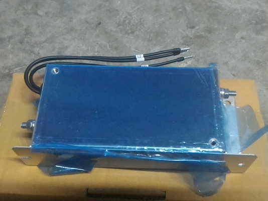 ชุดกรองสัญญาณรบกวน รุ้นใช้กับไฟ 3 เฟส ในระบบไฟฟ้าต่างๆ เช่นมีการรบกวนเข้าทีวี วิทยุ คอมพิวเตอร์ และอื่นๆ