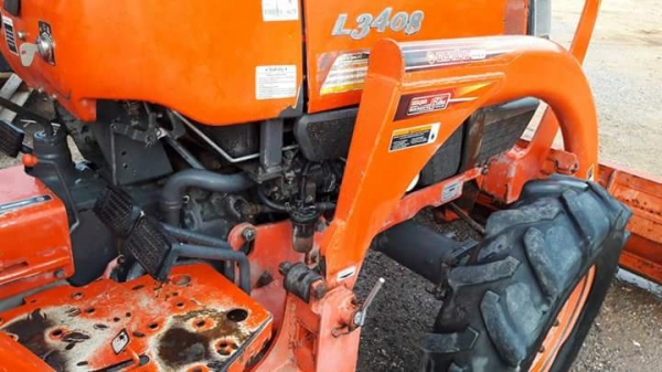 ขายkubota l3408 ใบดันหน้า สภาพสวยเดิมๆ ราคา 185,000 บาท 0872016577