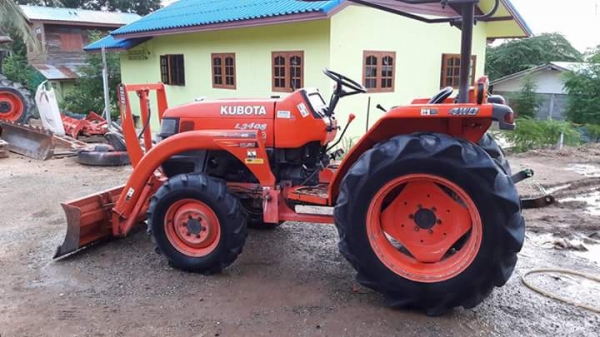 ขายkubota l3408 ใบดันหน้า สภาพสวยเดิมๆ ราคา 185,000 บาท 0872016577
