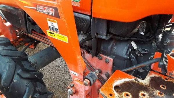 ขายkubota l3408 ใบดันหน้า สภาพสวยเดิมๆ ราคา 185,000 บาท 0872016577