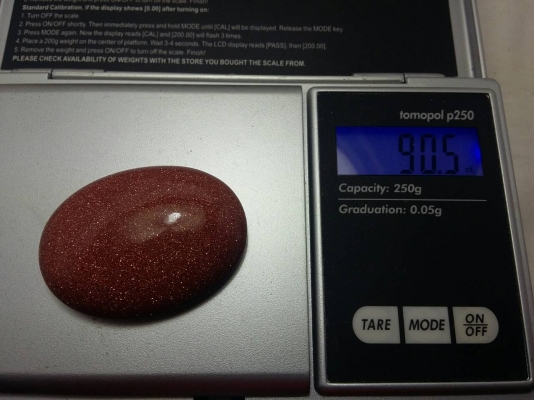 พลอยแซนสโตนเม็ดใหญ่ๆ