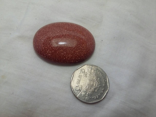 พลอยแซนสโตนเม็ดใหญ่ๆ