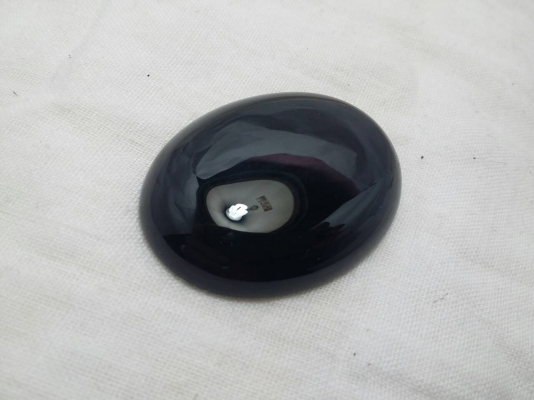 พลอยนิลเม็ดใหญ่ๆ