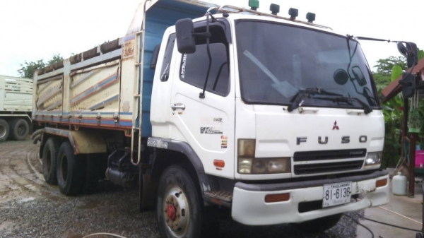 ขายด่วนไอ้หลงยูโรทูสองเพลาดั้ม260แรงราคาเบาๆสภาพสวยๆจัดแนนท์ได้โทร0843923995