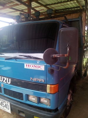 ขายหกล้อnpr115