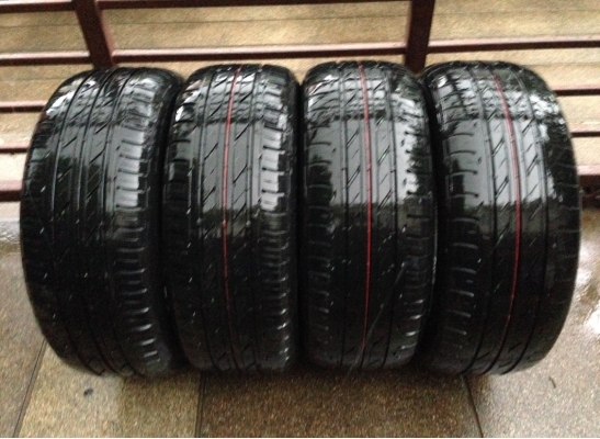 ยาง Bridgestone 215 55 17 ปี12 ดอกเยอะ ยาง Bridgestone 215 55 17 ปี12 ดอกเยอะ