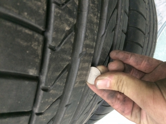 ขายยาง ฺBridgestone Potenza 245 40 81 yy2013 ขายยาง ฺBridgestone Potenza 245 40 81 yy2013