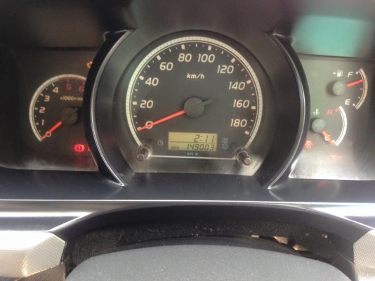 ขาย/เทิร์น (เงินสด) รถตู้ TOYOTA ปี 06 ดีเซล แต่ง VIP 600,000