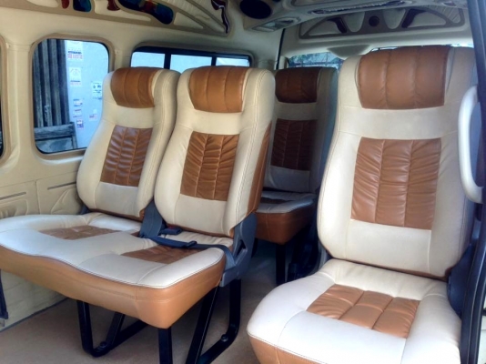 ขาย/เทิร์น (เงินสด) รถตู้ TOYOTA ปี 06 ดีเซล แต่ง VIP 600,000