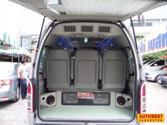 โทร 0922726669คุณตันหยงค่ะ รถตู้ ดีเซลล์. ปี 2010 แต่งเต็ม