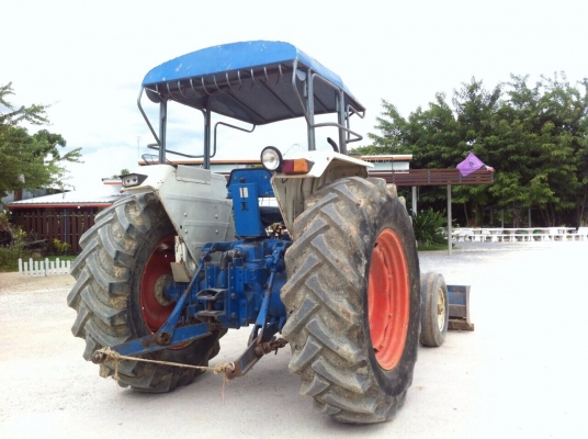 ขายรถไถ ฟอร์ด6600 มือสอง พร้อมอุปกรณ์