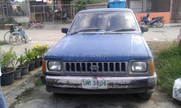 ขายด่วน กระบะ ฟอร์ด เครื่อง อีซูซุ 2500 ทะเบียนไม่ขาด ชุดโอนครบ ราคา 48000 บาท ติดต่อ มงคล 0892524530