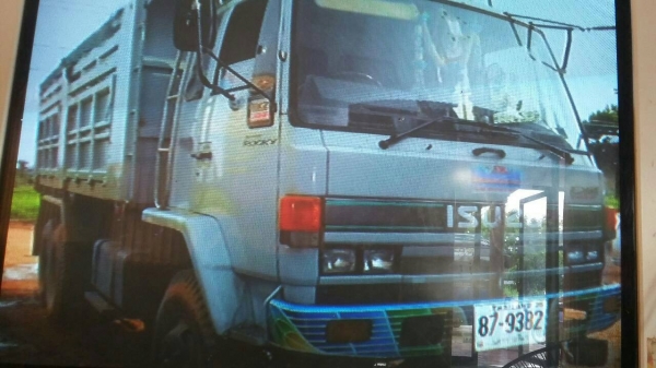 ขายดาวน์รถบรรทุก 10 ล้อดัมพ์ ISUZU ROCKY 240 แรงม้านางฟ้าแท้ ขายดาวน์ 300000