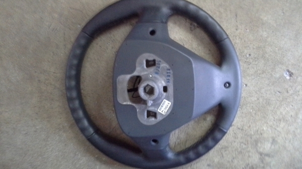 วงพวงมาลัยฟอร์ดถอดแท้ครับ