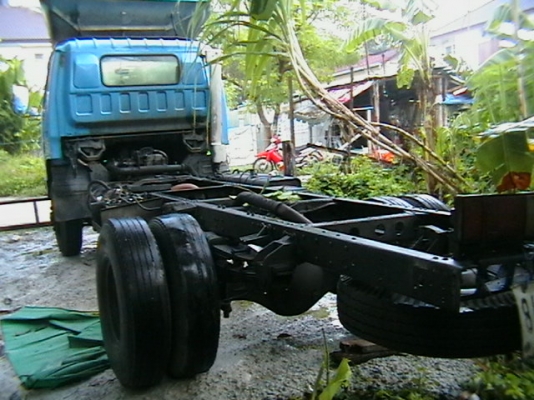 isusu NPR 4HF1 135แรงกระจกไฟฟ้าช่วงล่างF หัวคัสซี รถประกอบปี40 แอร์ ยาว 5 เมตรราคาต่อรองครับผม isusu NPR 4HF1 135แรงกระจกไฟฟ้าช่วงล่างF หัวคัสซี รถประกอบปี40 แอร์ ยาว 5 เมตรราคาต่อรองครับผม