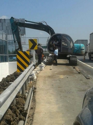 ขายรถแบคโฮ sk120  mark5 พร้อมหัวเจาะ
