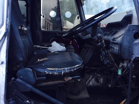 ขาย10ล้อหัวลาก NISSAN UD 300แรง 2เพลา ถูกๆ