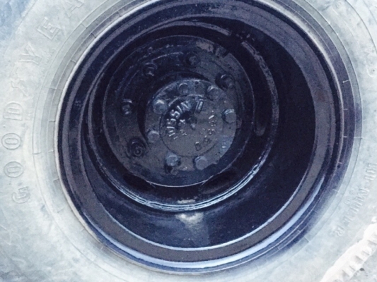 ขาย10ล้อหัวลาก NISSAN UD 300แรง 2เพลา ถูกๆ