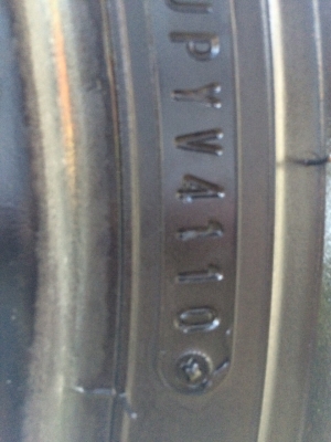 ยาง dunlop 31 สวยๆ ดอกเต็มครับ