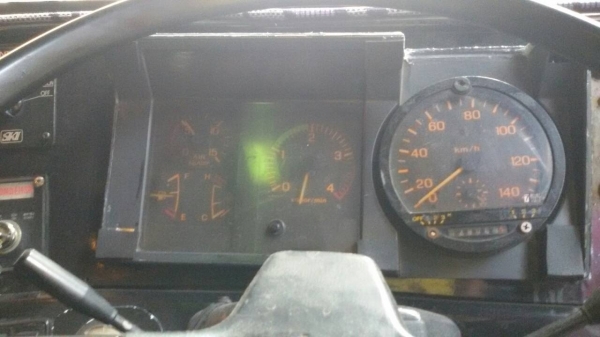 ขายรถบัสยี้ห้อ HINO เครื่อง HO7C เทอร์โบ