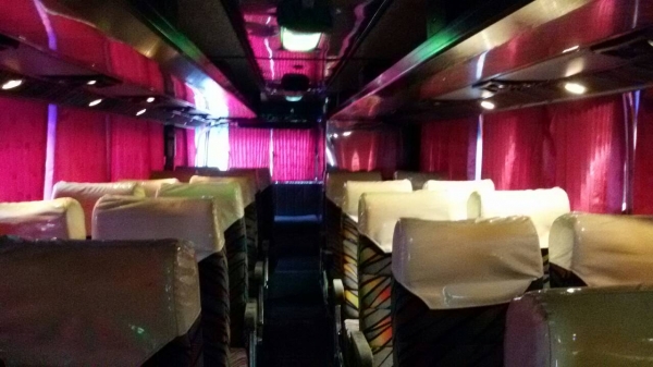 ขายรถบัสยี้ห้อ HINO เครื่อง HO7C เทอร์โบ