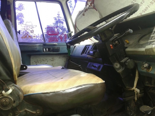 รถหกล้อสวยพร้อมใช้เคร่อง145แรง ยาง900 รถหกล้อสวยพร้อมใช้เคร่อง145แรง ยาง900