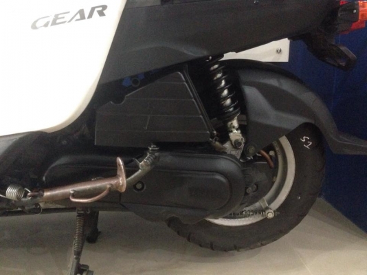 Yamaha Gear 50cc 4จังหวะ สีขาว บรรทุกของสบาย Yamaha Gear 50cc 4จังหวะ สีขาว บรรทุกของสบาย
