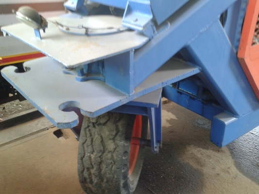 ขายรถคีบ เบลสามล้อ