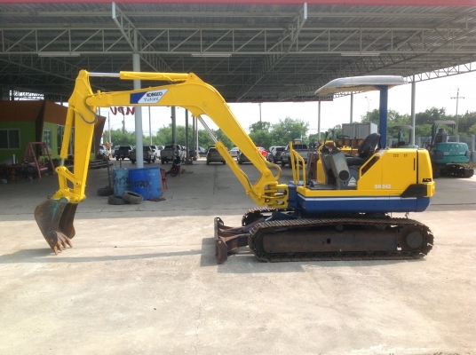 ขายมอเตอร์ตัวเดินSK200-3และPc30มือสองญี่ปุ่นตัดบอดี้มา