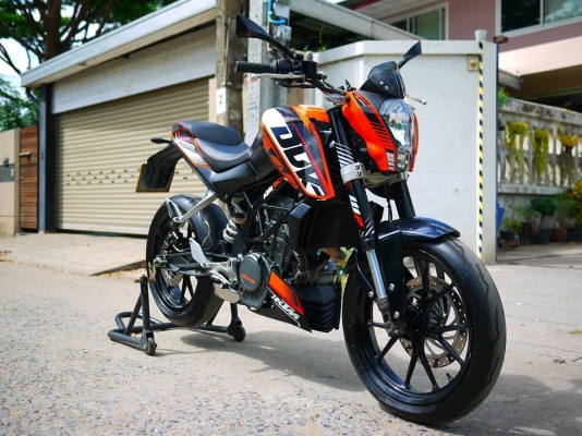 ขาย KTM DUKE 200 รถศูนย์ พร้อมทะเบียนแท้ สภาพใหม่กริ๊ป