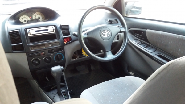 .Toyota  vios 1.5j ปี2004.ใช่น้อยมือเดียว ทะเบียน+ประกันพร้อม ช่วงล่างแน่นเหมือนรถใหม่