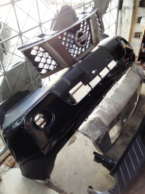 กันชนแท้ หน้า และ หลัง หน้ากระจัง Nissan Navara ยกกอง กันชนแท้ หน้า และ หลัง หน้ากระจัง Nissan Navara ยกกอง